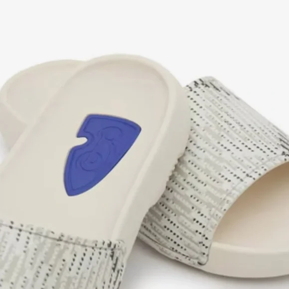 Burberry Cream Check Slide Sandals - Picture 10 of 13